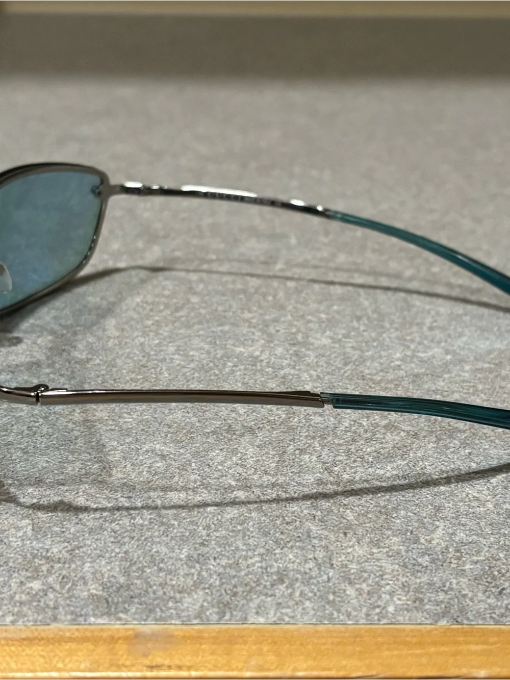 Gucci Y2K vintage blue sunglasses